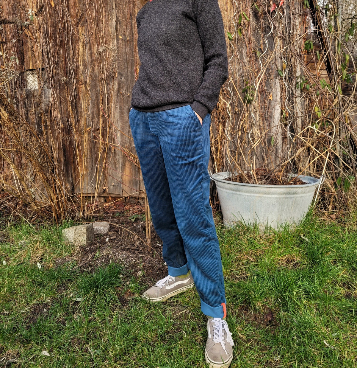 Yara Navy Corduroy Pants — view 4