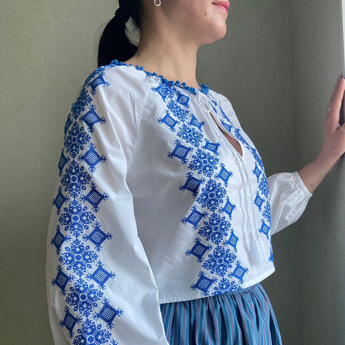Lila Floral Linen Embroidered Shirt — view 4